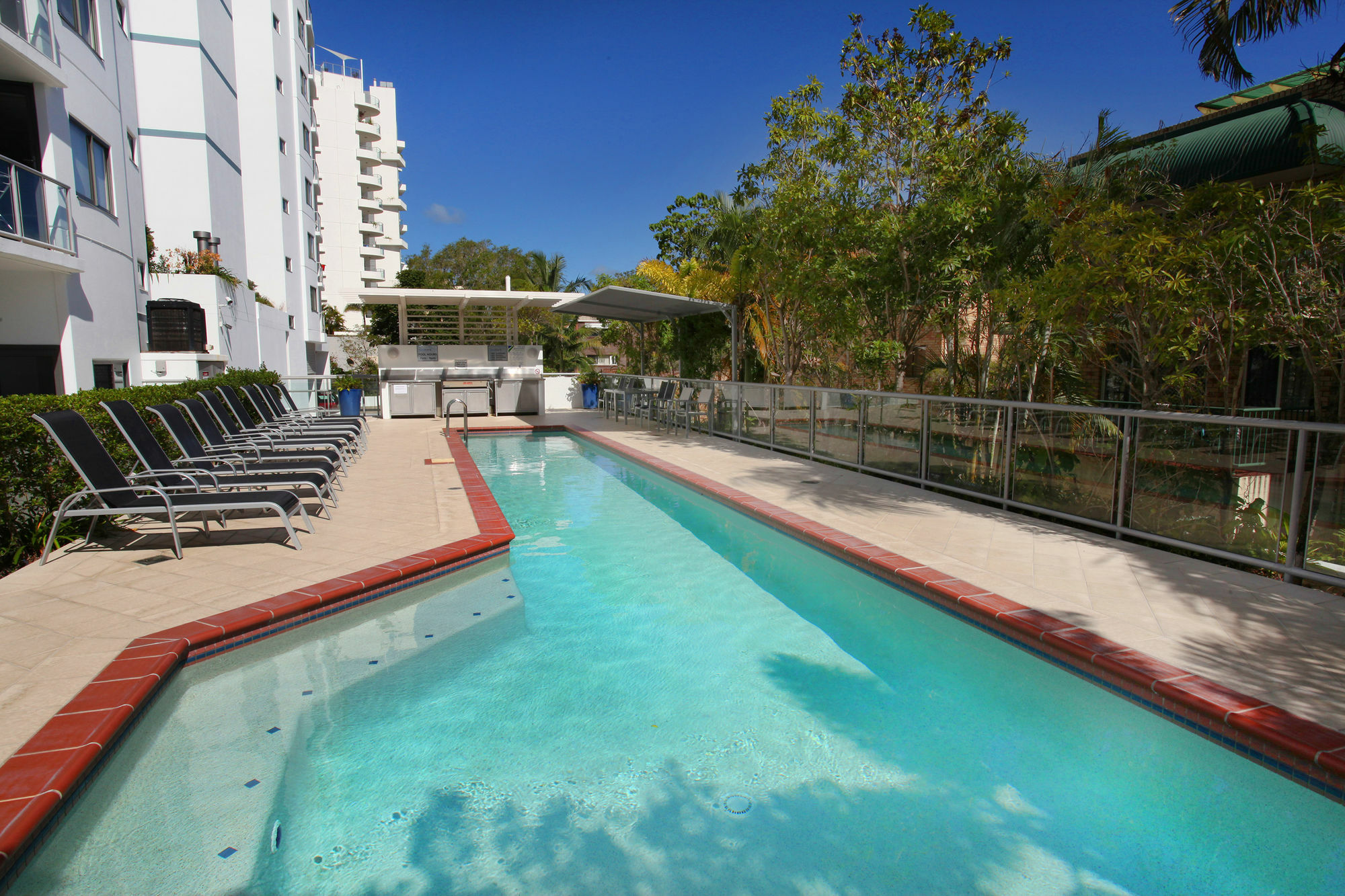 Seamark On First Aparthotel Mooloolaba Exterior photo